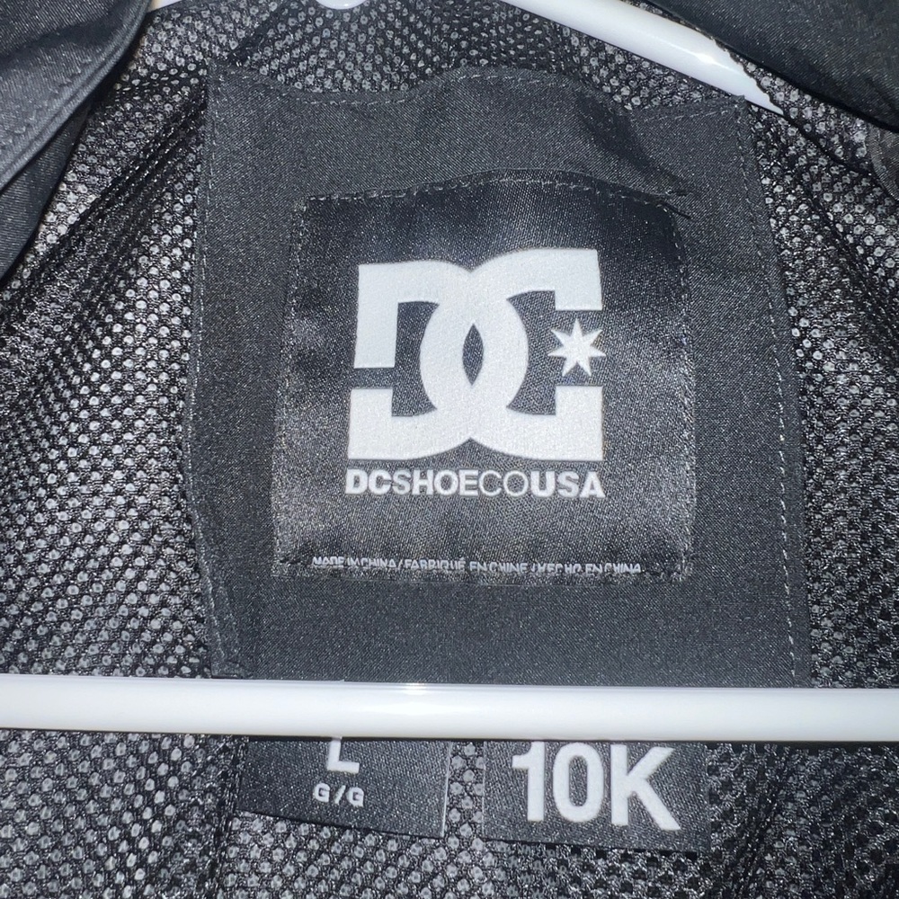 DC Podium Ski/Snowboard Jacket - Picture 2 of 3